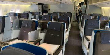 Review KLM World Business Class | Boeing 777-300 | Amsterdam - Curaçao