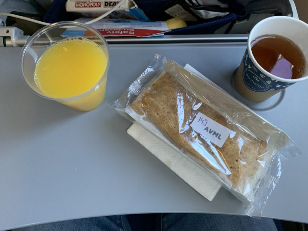 Review: KLM A330-300 Economy Comfort - Amsterdam - Edmonton | Calgary