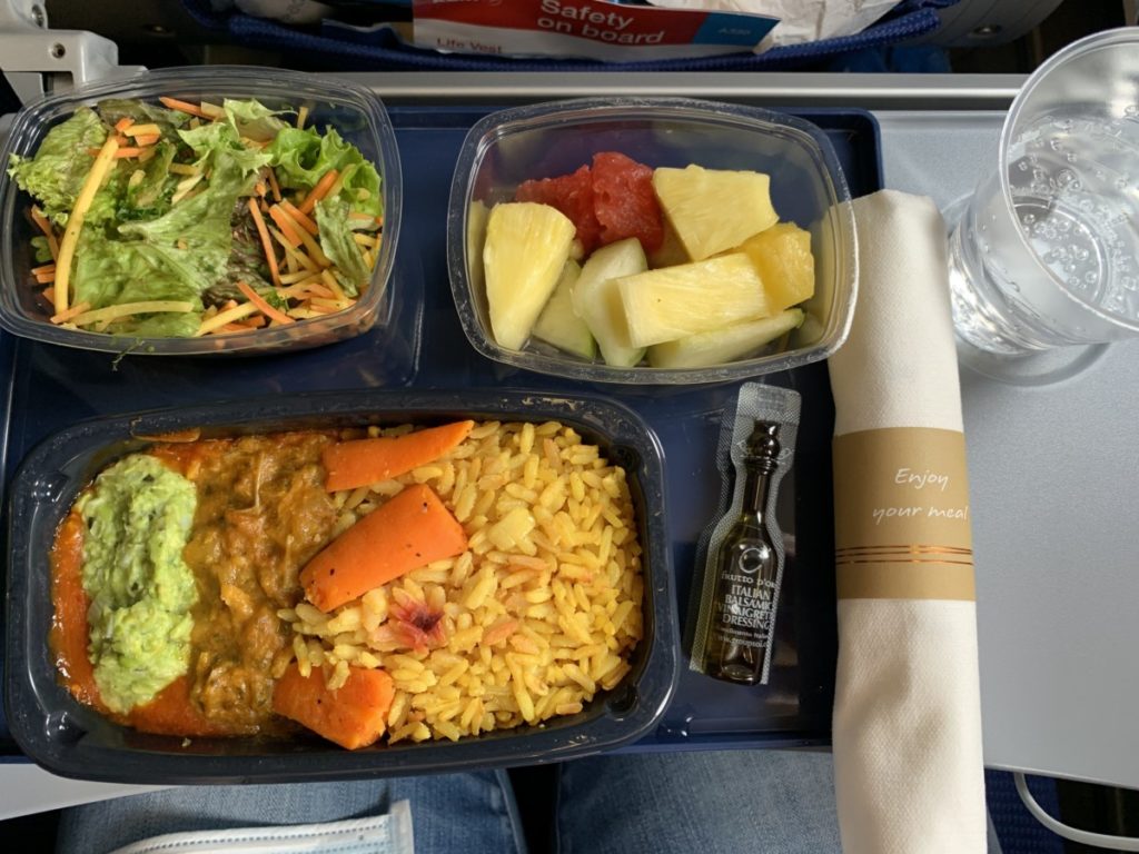 Review: KLM A330-300 Economy Comfort - Amsterdam - Edmonton | Calgary