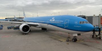 Review: KLM A330-300 Economy Comfort - Amsterdam - Edmonton | Calgary