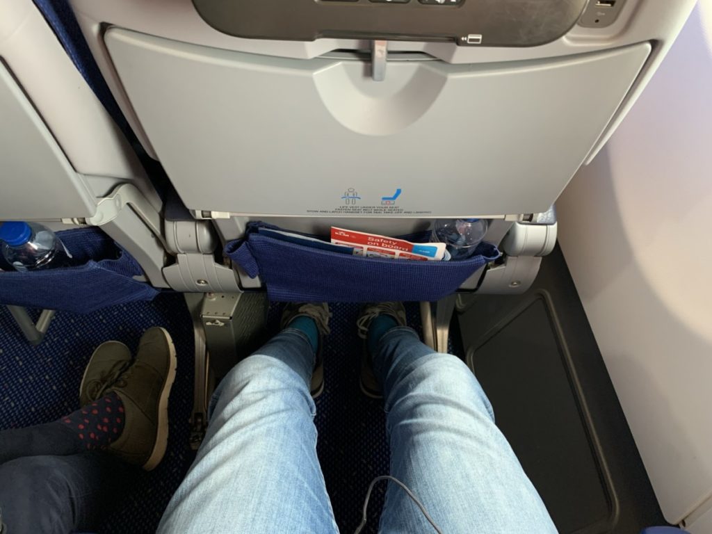 Review: KLM A330-300 Economy Comfort - Amsterdam - Edmonton | Calgary