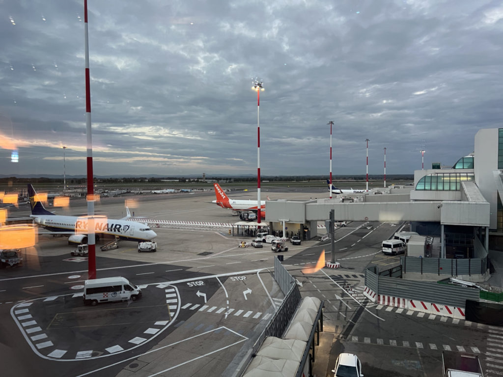 Review: Premium Plaza Lounge Rome Fiumicino Airport - Terminal 3