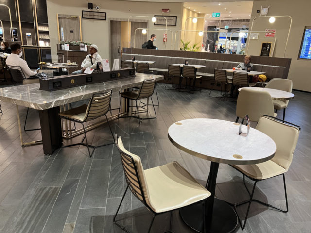 Review: Premium Plaza Lounge Rome Fiumicino Airport - Terminal 3