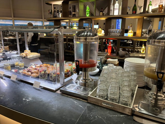 Review: Premium Plaza Lounge Rome Fiumicino Airport - Terminal 3