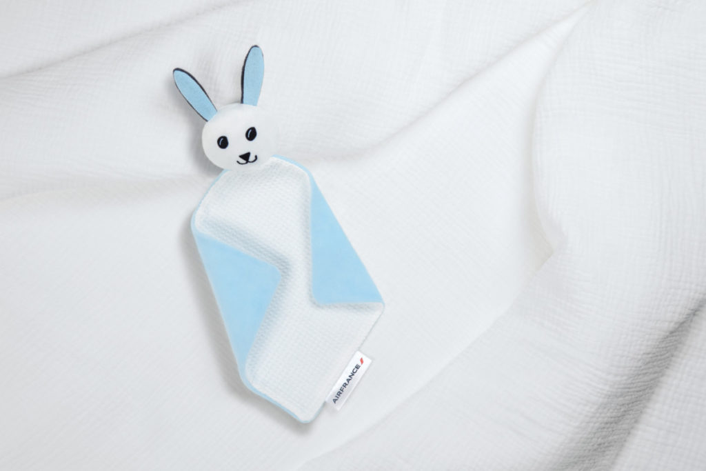 Nieuwe comfort kit voor kinderen bij Air France