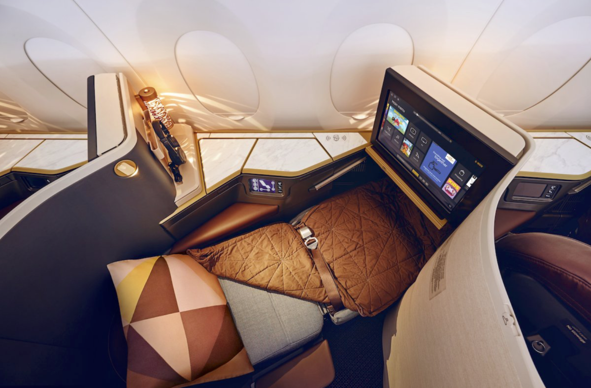 Etihad Airbus A350 business class ligstand.