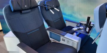 KLM (bijna) de lucht in met Premium Comfort op de Boeing 787-10 | PH-BKA