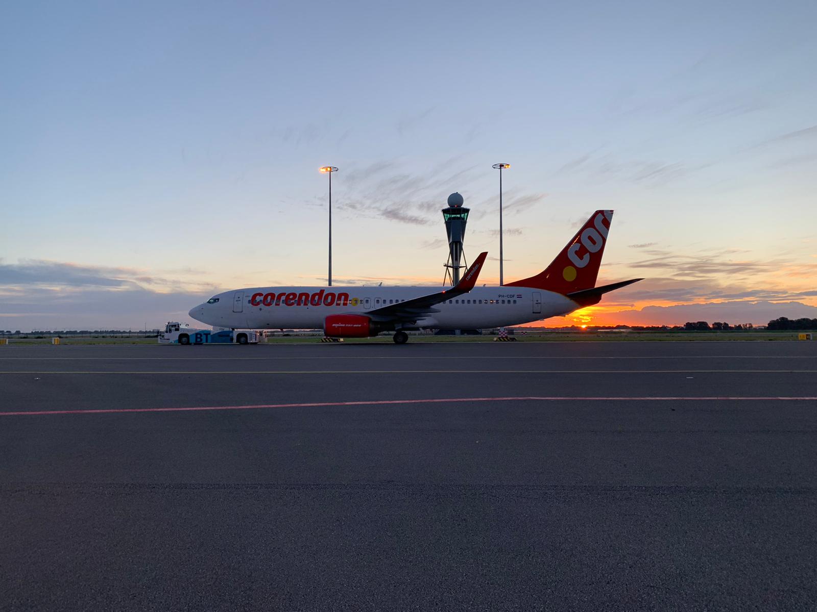 Boeing 737-800 van Corendon met registratie PH-CDF (Bron: Corendon)