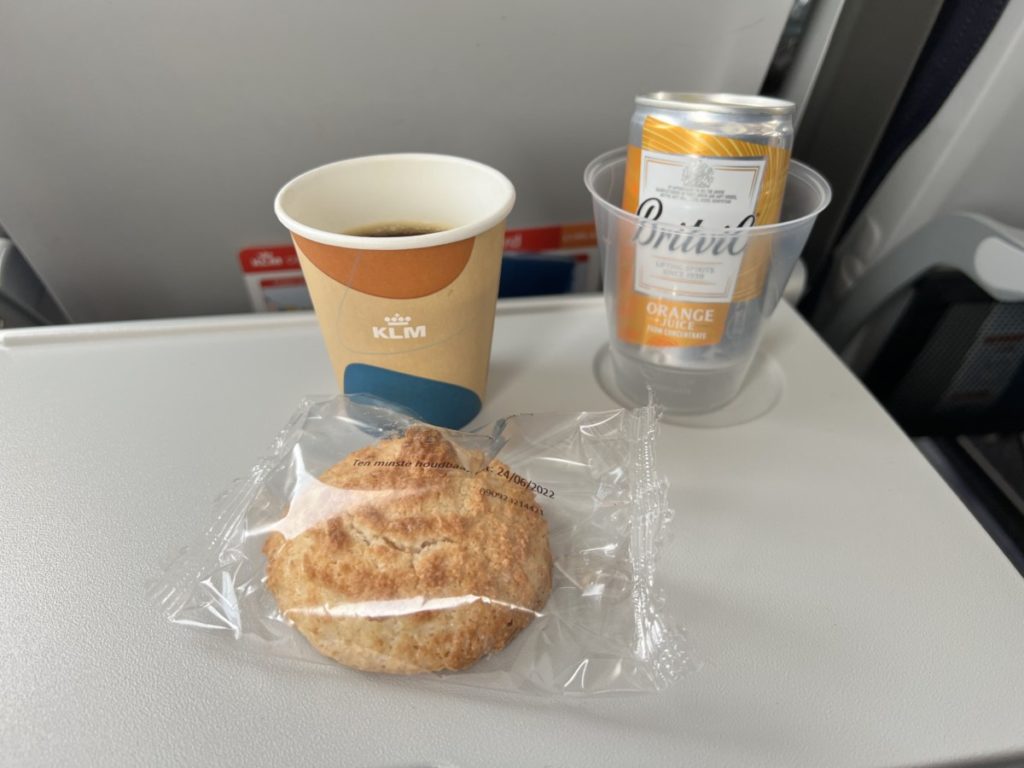 Review: KLM Economy Comfort | Frankfurt – Amsterdam | Embraer 195-E2