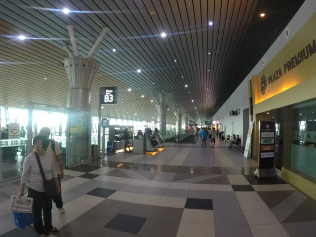 De luchthaven van Kota Kinabalu.