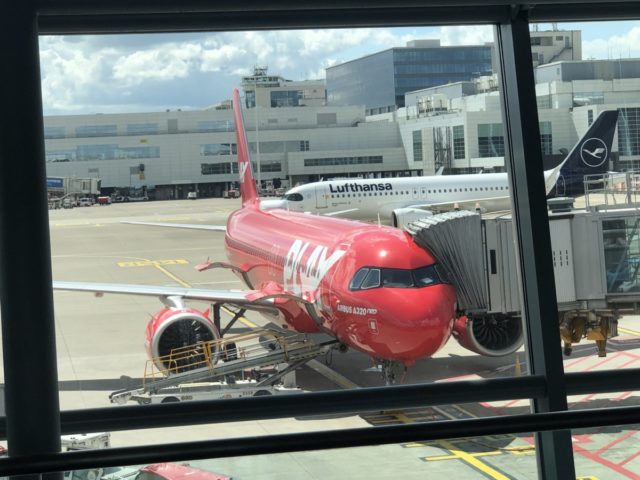 Play Airlines Airbus A320 Economy_3355