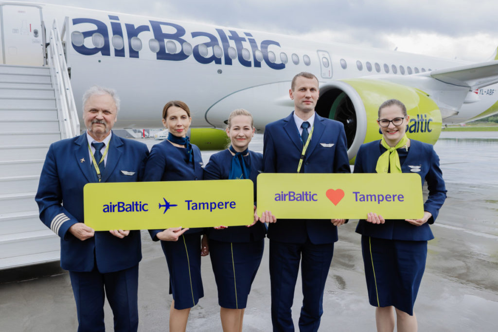 Nieuwe airBaltic route Amsterdam - Tampere boeken bij KLM