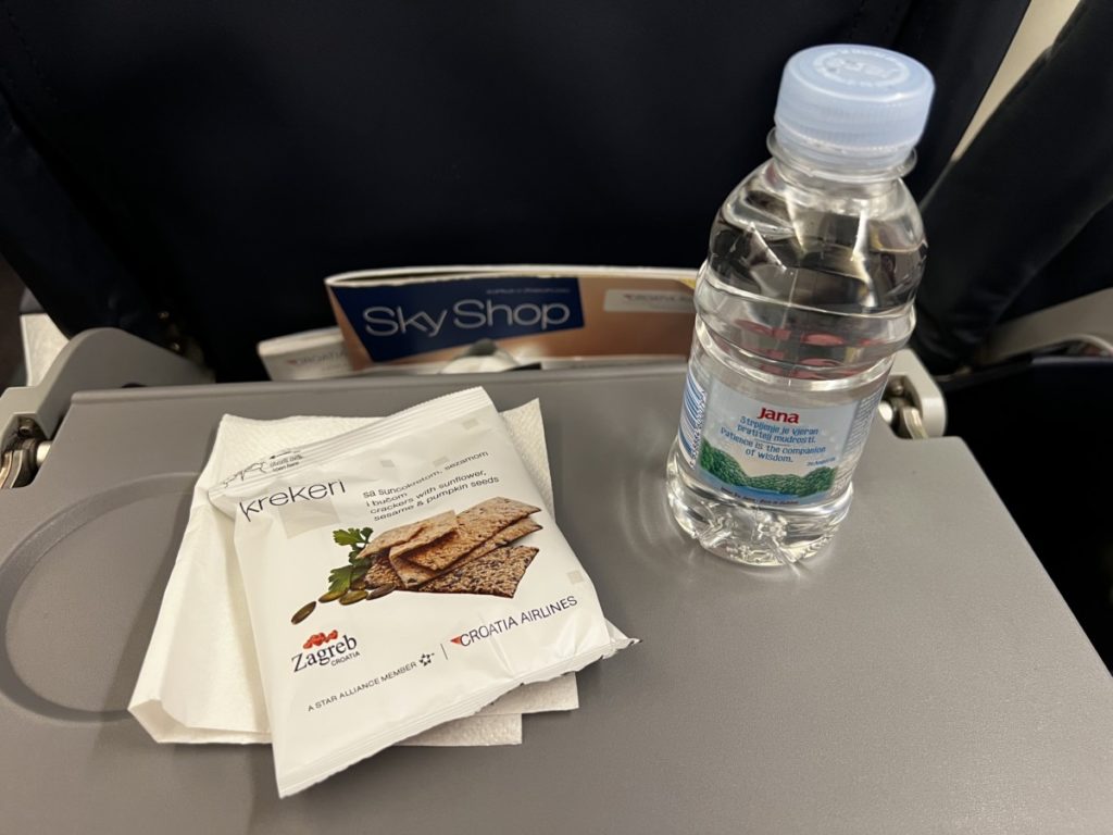 Review: Croatia Airlines Economy | Rome (FCO) – Split (SPU) | Bombardier Dash 8-400