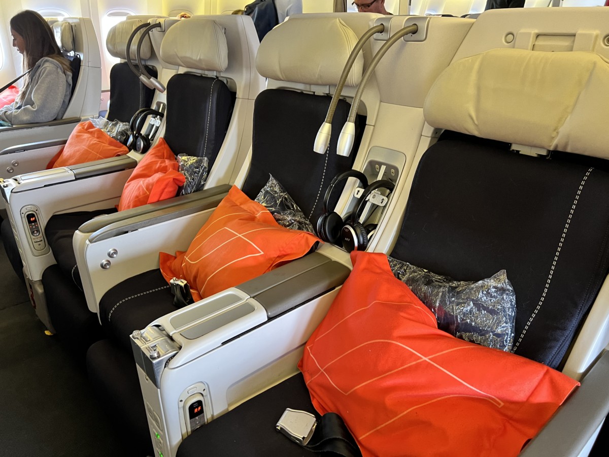 Review: Air France Premium Economy | Parijs - Bangkok | Boeing 777-300