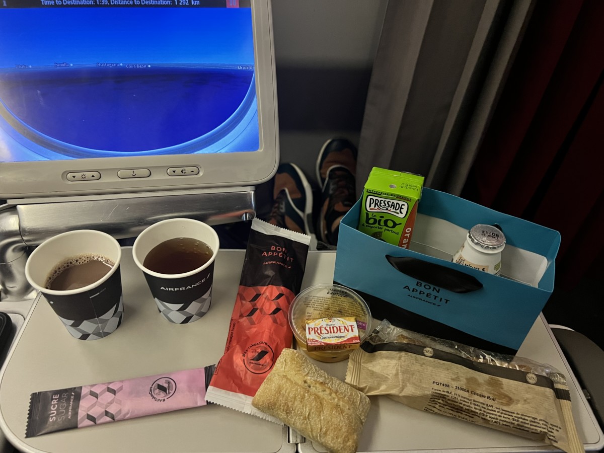 Review: Air France Premium Economy | Parijs - Bangkok | Boeing 777-300