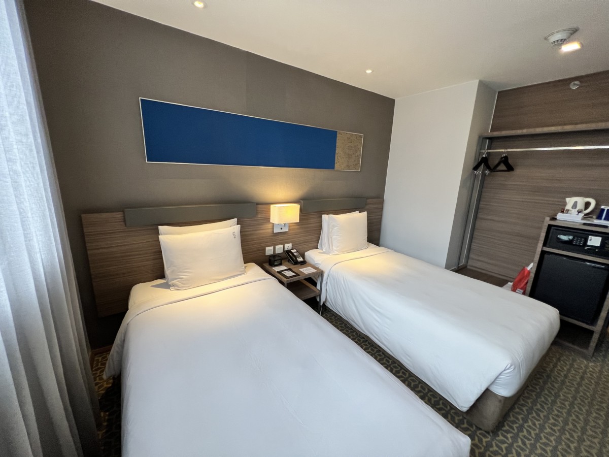 Review: Holiday Inn Bangkok Sathorn, Thailand