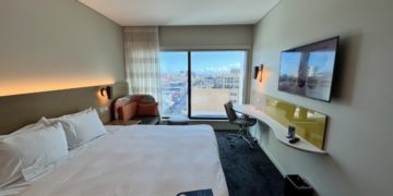 Review - Holiday Inn Express Adelaide Centre - Zuid-Australië