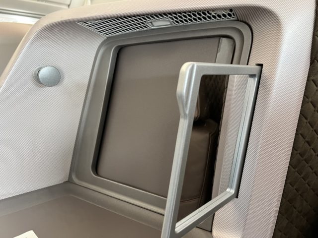 Review: Singapore Airlines Business Class | Singapore naar Bangkok | Airbus A350-900