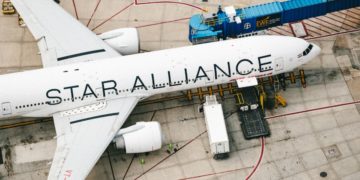 Toestel van Air India met Star Alliance livery (Bron: Unsplash / Chris Leipelt)