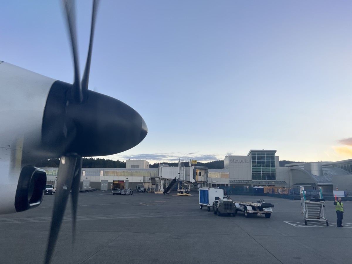 Review: In 18 minuten van Vancouver naar Victoria met de WestJet Bombardier Dash 8-400 (en v.v.)