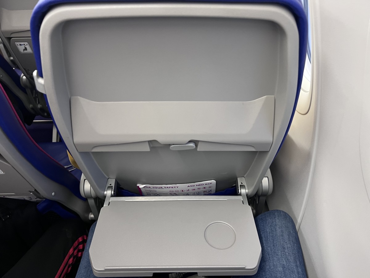 Review: Met Wizz Air low budget van Krakau naar Eindhoven | Airbus A321neo