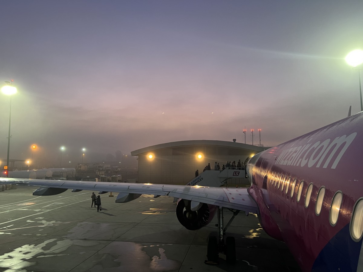 Review: Met Wizz Air low budget van Krakau naar Eindhoven | Airbus A321neo