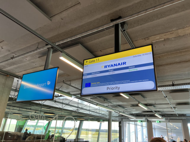 Review Ryanair Boeing 737 MAX Economy FR5891 Eindhoven Krakau
