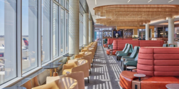 Delta Sky Club Minneapolis