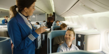 KLM introduceert nieuwe World Business Class-stoelen in de B777-300/200