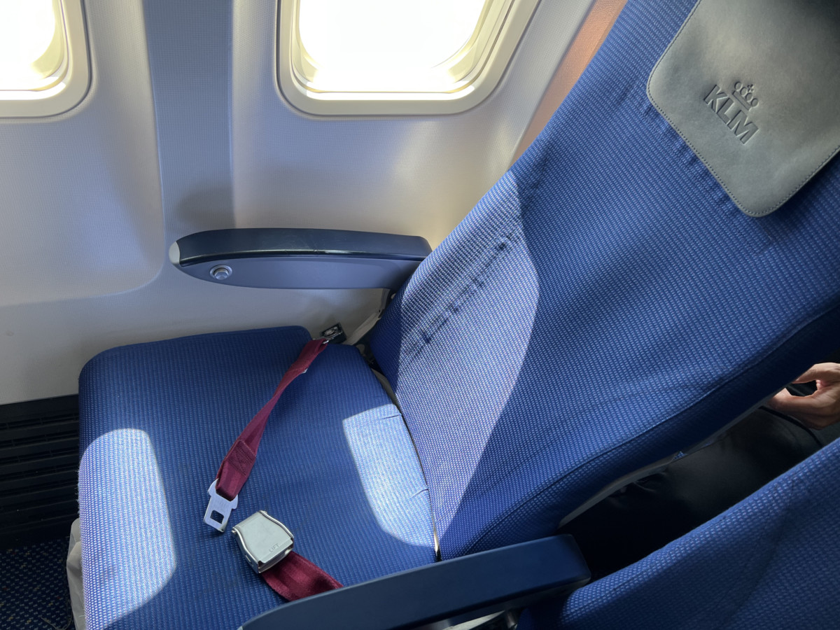 Review KLM Economy Comfort Amsterdam Kopenhagen Boeing 737-800