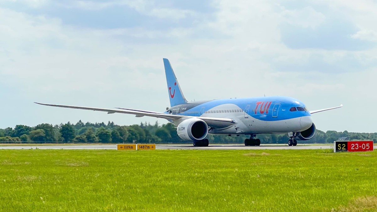 TUIfly Boeing 787-8 Dreamliner Groningen Airport (Bron: Groningen Airport) Tirana