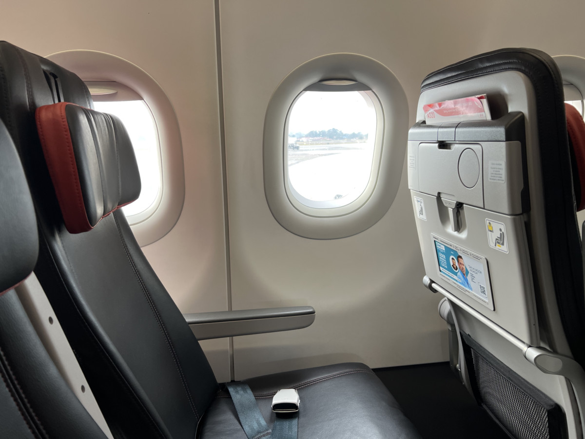 Economy Plus cabine en stoel in de A320 van Avianca