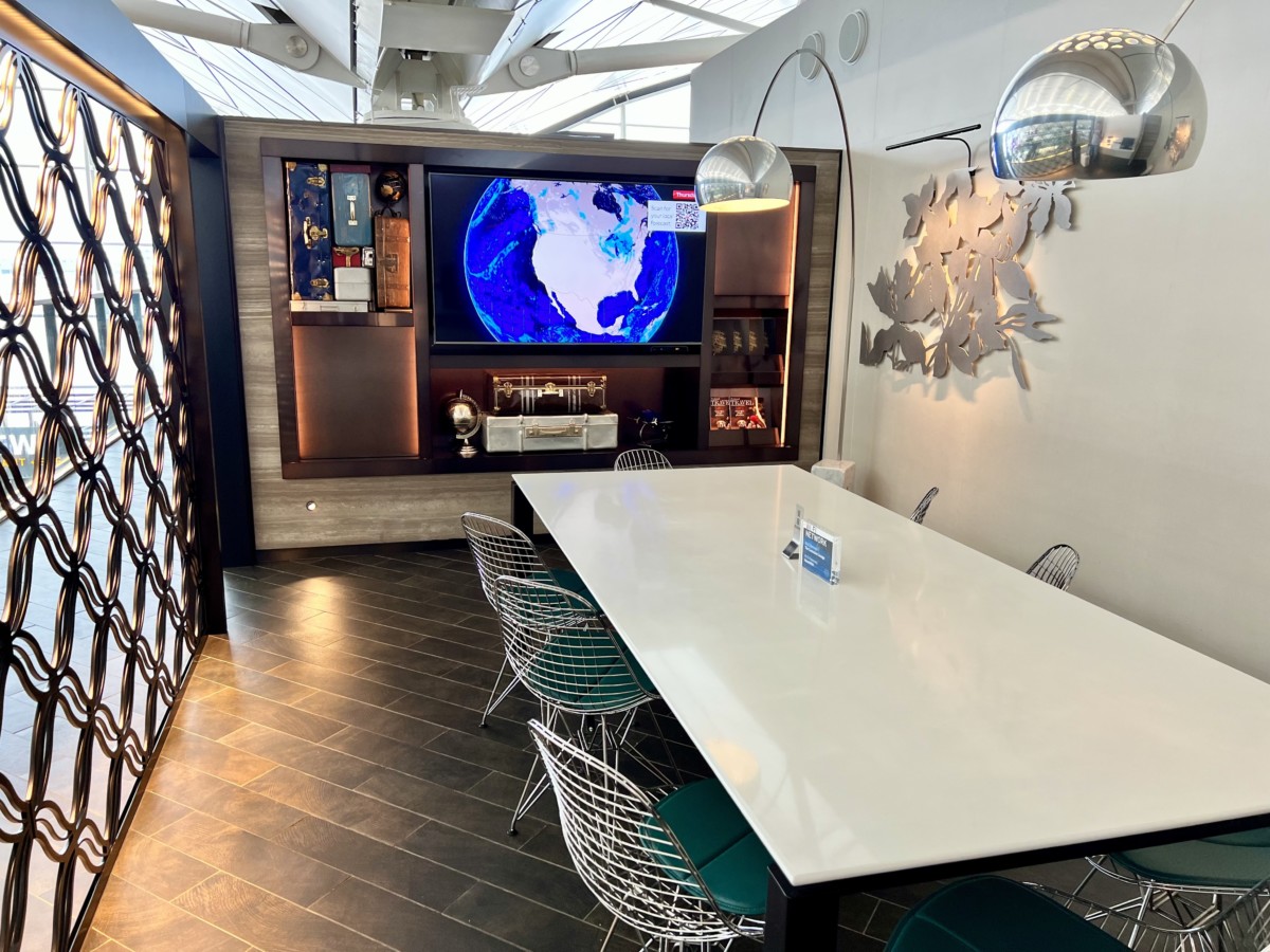 Review: American Express The Centurion Lounge Hong Kong Airport