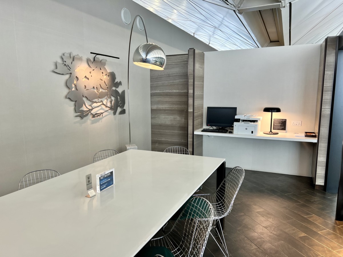 Review: American Express The Centurion Lounge Hong Kong Airport