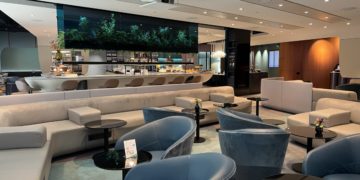 Review Amsterdam Airport Schiphol Privium ClubLounge West