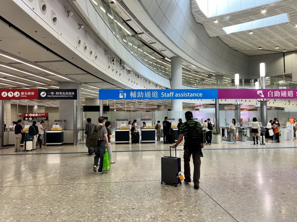 Trip Report: Hong Kong naar Guangzhou met High Speed Trein in First Class | G6512