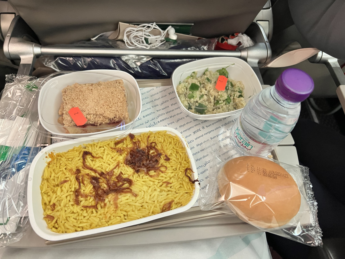 Review Saudia Economy Class - Amsterdam Schiphol - Jeddah - Boeing 787-9 Dreamliner