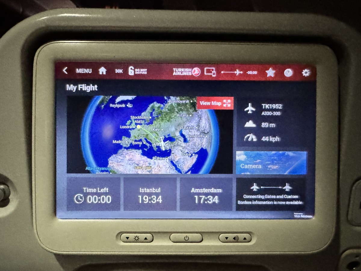 Review Turkish Airlines Economy Class - Amsterdam Schiphol - Istanbul - Airbus A330-300