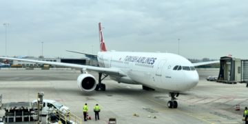 Review Turkish Airlines Economy Class - Amsterdam Schiphol - Istanbul - Airbus A330-300