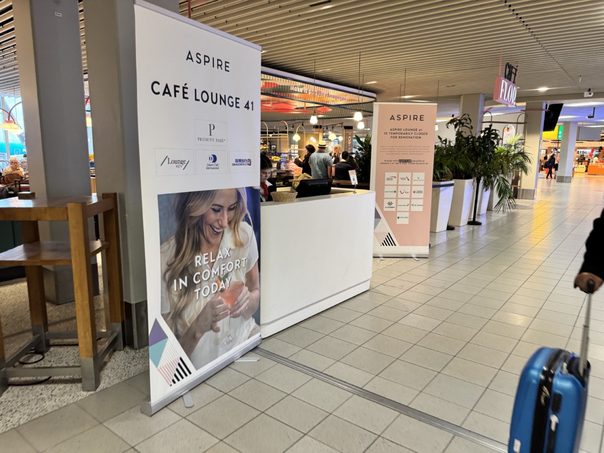 InsideLook - Café Flor Non-Schengen | Vervangt Aspire Lounge 41 - Amsterdam Airport Schiphol