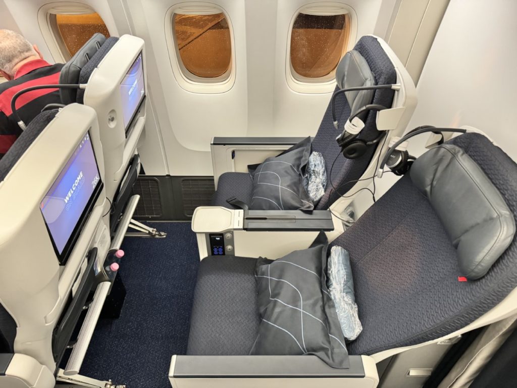 Review: Nieuwe Air France Premium Economy Class | Paris CDG naar Shanghai Pudong | Boeing 777-300