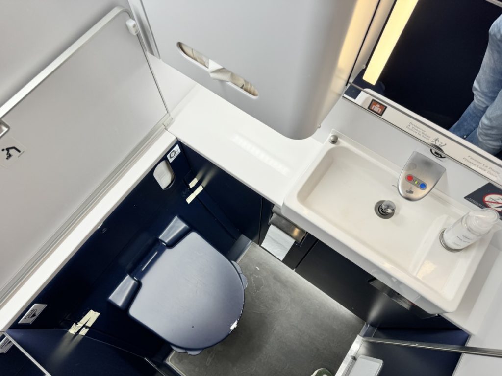 Review: Nieuwe Air France Premium Economy Class | Paris CDG naar Shanghai Pudong | Boeing 777-300