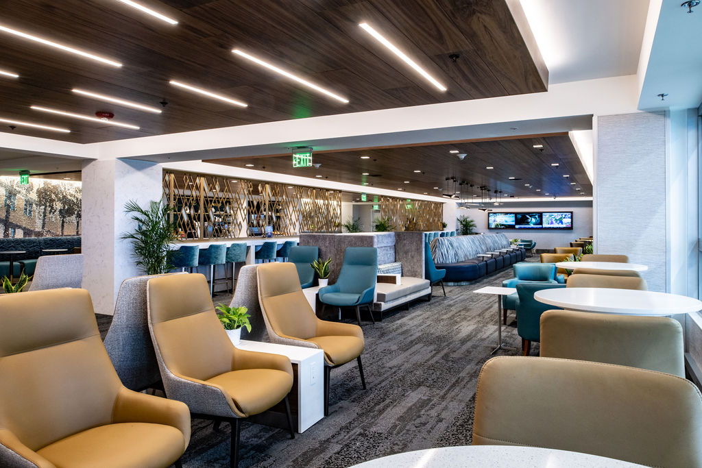 Delta vergroot Sky Club Lounge Miami