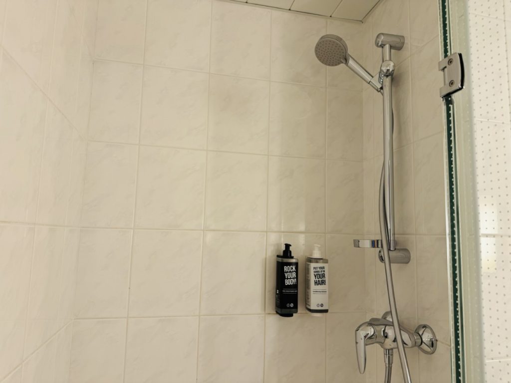 Badkamer ibis Praag Mala Strana