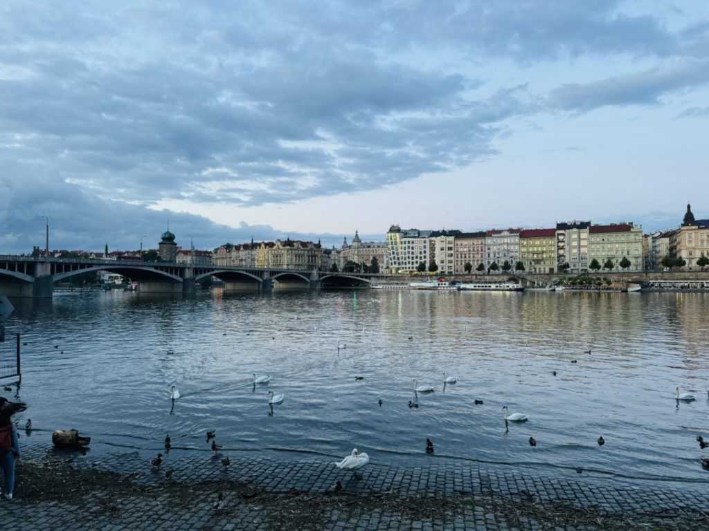 Uitzicht op de Praag vanuit de wijk Mala Strana