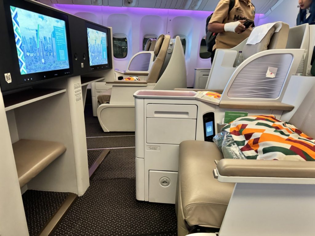 Review Saudia Business Class | Jeddah naar Jakarta | Boeing 777-300