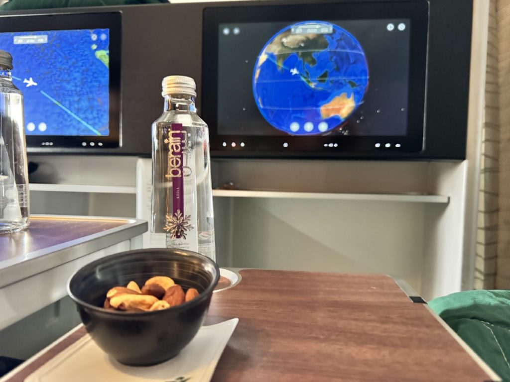 Review: Saudia  Business Class | Jeddah - Jakarta | Boeing 777-300