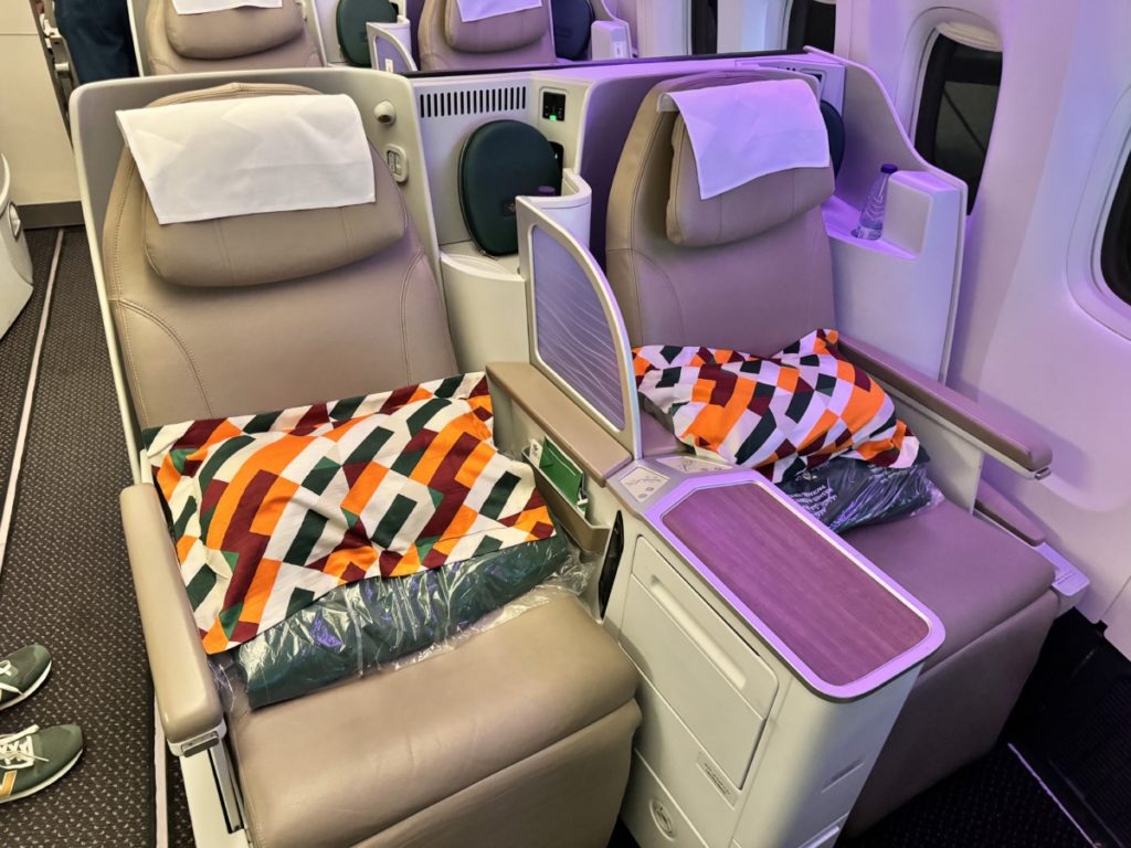 Review: Saudia  Business Class | Jeddah - Jakarta | Boeing 777-300