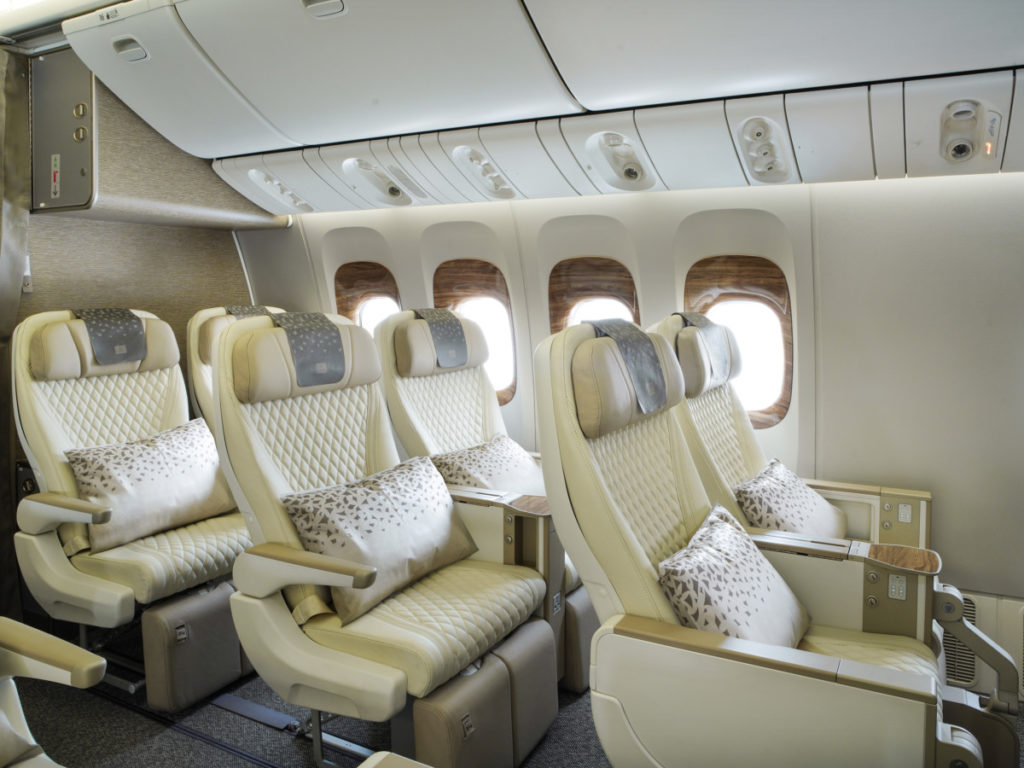 Dit is de nieuwe Emirates Business & Premium Economy Class in de Boeing 777