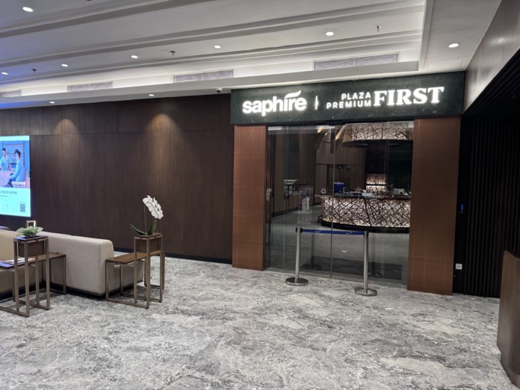 Review: Saphire - Plaza Premium Lounge Jakarta | Terminal 3